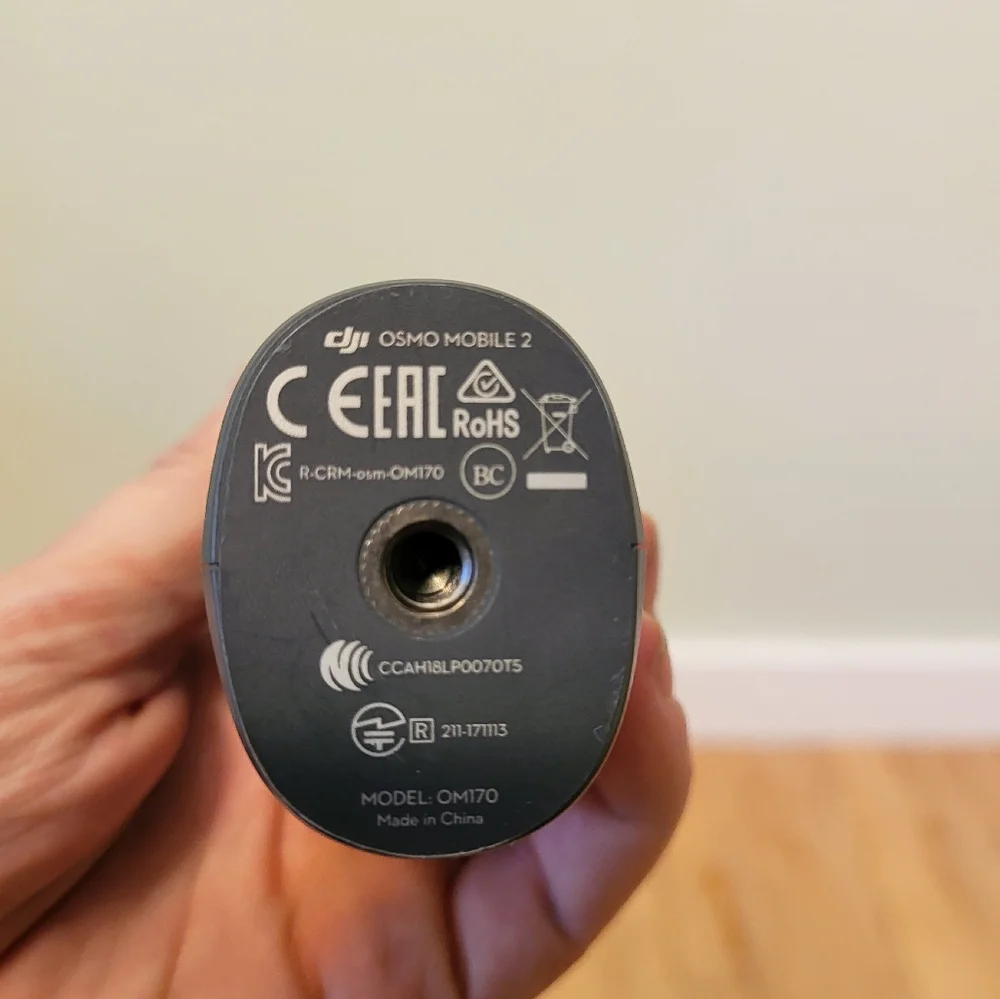 DJI Osmo Mobile 2 gimbal stabilizer